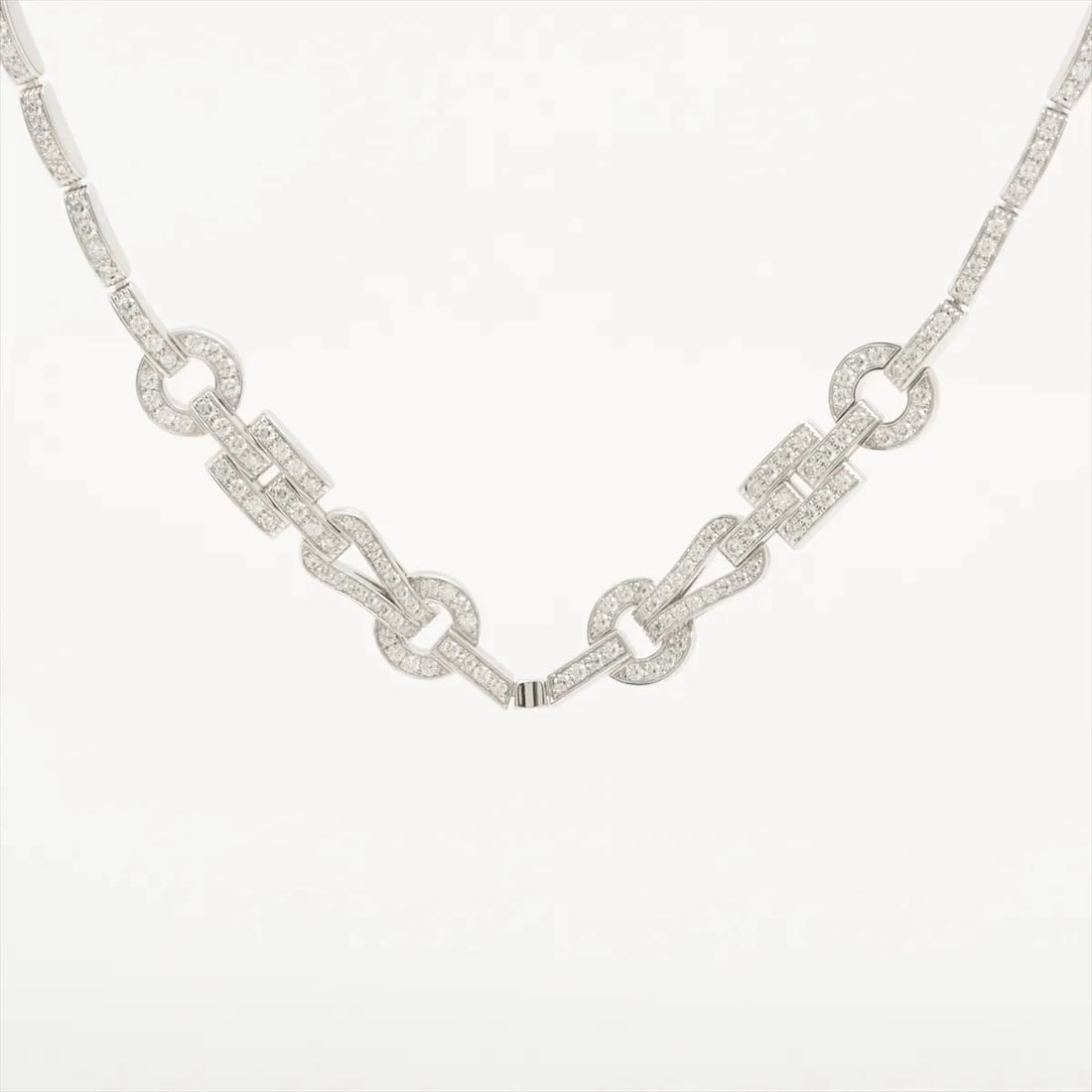 CARTIER AGRAFFE DIAMOND NECKLACE 750(WG): Cartier Agraffe diamond Necklace 750(WG) Brand: Cartier Type: Necklace Material: 750(WG) Main Stone/Creation Natural Color: none Size: Chain length:42.6 Accessories: None Accessories Notice: