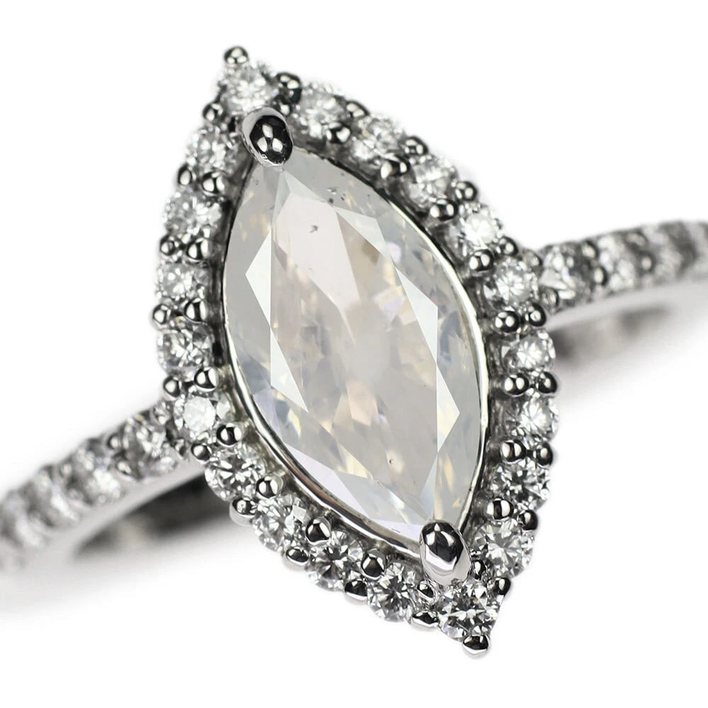 PT950 FANCY WHITE DIAMOND DIAMOND RING: Pt950 Fancy White Diamond Diamond Ring Brand: None Type: ring Material: Metal Pt950 Main Stone/Creation Natural Color: None Size: 6 US Accessories: None Accessories Notice: When purchasing