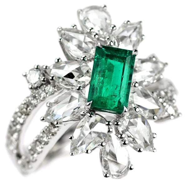 K18WG COLOMBIAN EMERALD DIAMOND RING (1 of 3)