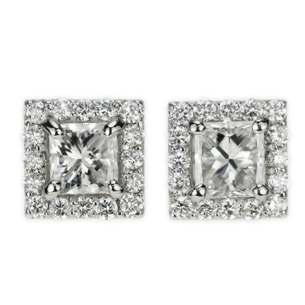 PT950/PT900 PRINCESS CUT DIAMOND DIAMOND EARRINGS: Pt950/Pt900 Princess Cut Diamond Diamond Earrings Brand: None Type: piercing Material: Metal Pt900 Main Stone/Creation Natural Color: None Size: Length/Width/Diameter7.7Width/Thickness7.7 