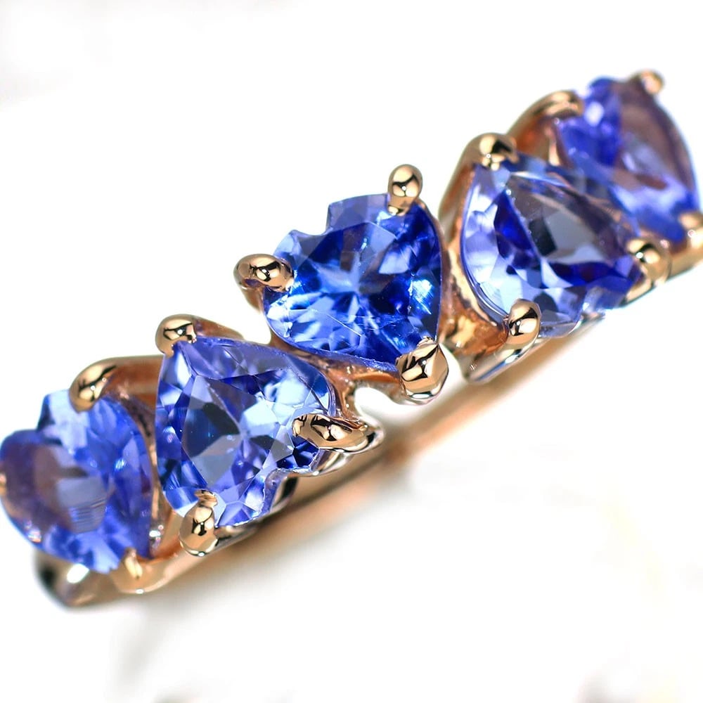 K18PG TANZANITE RING: K18PG Tanzanite Ring Brand: None Type: ring Material: Metal K18PG Main Stone/Creation tanzanite Color: None Size: 6 US Accessories: None Accessories Notice: When purchasing pre-owned goods,