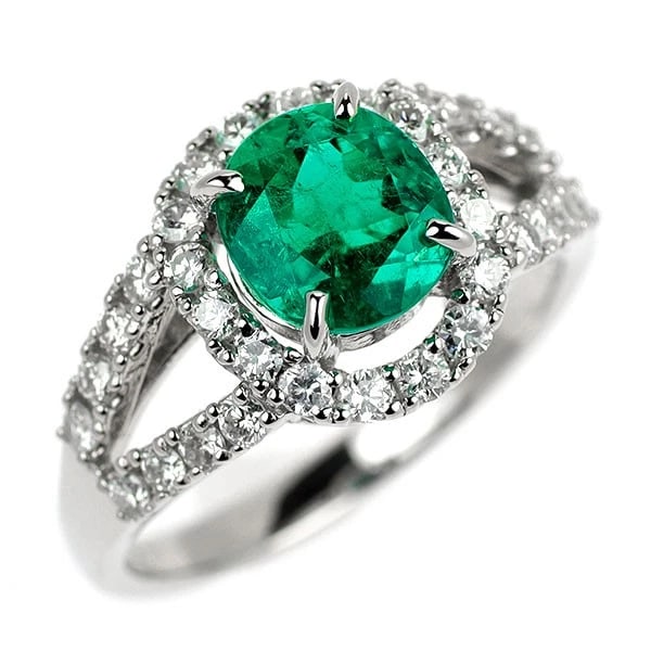 PT900 COLOMBIAN EMERALD DIAMOND RING: Pt900 Colombian Emerald Diamond Ring Brand: None Type: ring Material: Metal Pt900 Main Stone/Creation Natural Color: None Size: 6 US Accessories: None Accessories Notice: When purchasing p