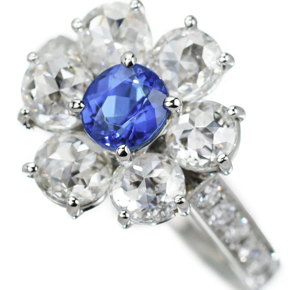 PT900 BRAZILIAN UNHEATED BLUE GRADE PARAIBA TOURMALINE: Pt900 Brazilian Unheated BLUE Grade Paraiba Tourmaline Brand: None Type: ring Material: Metal Pt900 Main Stone/Creation tourmaline Color: None Size: 5.5 - 5.75 US Accessories: None