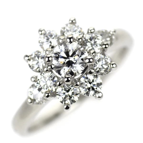 PT900 DIAMOND RING FLOWER: Pt900 diamond ring flower Brand: None Type: ring Material: Metal Pt900 Main Stone/Creation Natural Color: None Size: 4.5 US Accessories: None Accessories Notice: When purchasing pre-owned