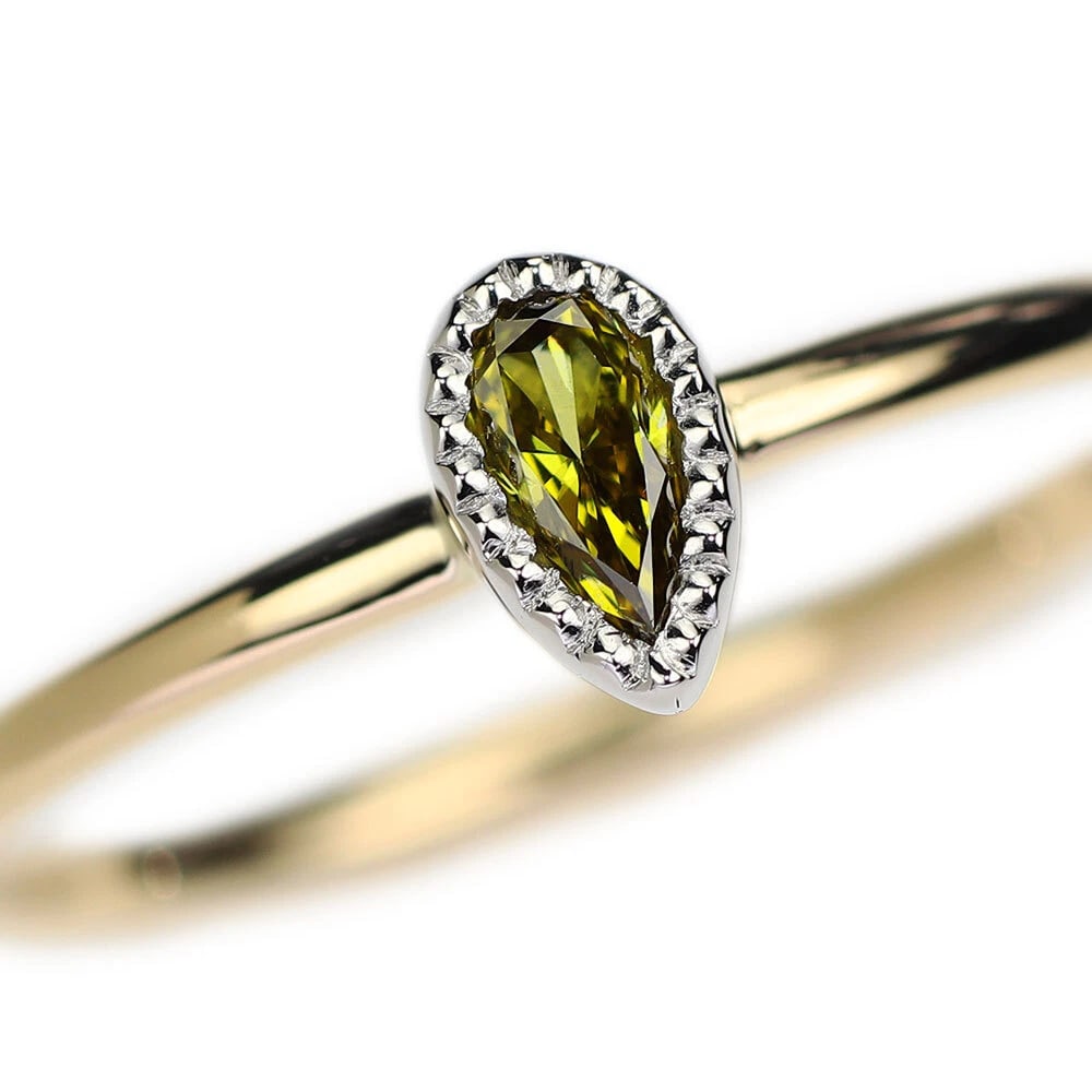 K18/PT950 GREENISH YELLOW DIAMOND RING: K18/Pt950 Greenish Yellow Diamond Ring Brand: None Type: ring Material: Metal K18/Pt950 Main Stone/Creation Natural Color: yellow Size: 5.25 US Accessories: None Accessories Notice: When