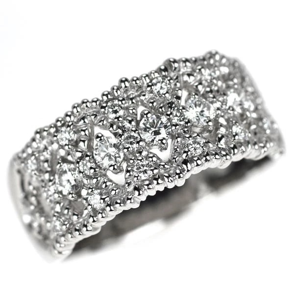 PT900 DIAMOND RING: Pt900 diamond ring Brand: None Type: ring Material: Metal Pt900 Main Stone/Creation Natural Color: None Size: 9 US Accessories: None Accessories Notice: When purchasing pre-owned goods,