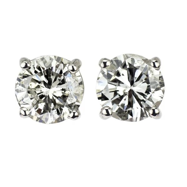 PT900 DIAMOND EARRINGS: Pt900 Diamond Earrings Brand: None Type: piercing Material: Metal Pt900 Main Stone/Creation Natural Color: None Size: Length/Width/Diameter7.4Width/Thickness7.4 Accessories: None Accessories