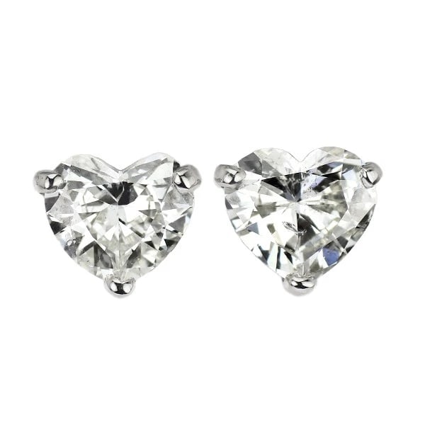 PT900 HEART SHAPE DIAMOND EARRINGS: Pt900 Heart Shape Diamond Earrings Brand: None Type: piercing Material: Metal Pt900 Main Stone/Creation Natural Color: None Size: Length/Width/Diameter4.9Width/Thickness5.7 Accessories: None