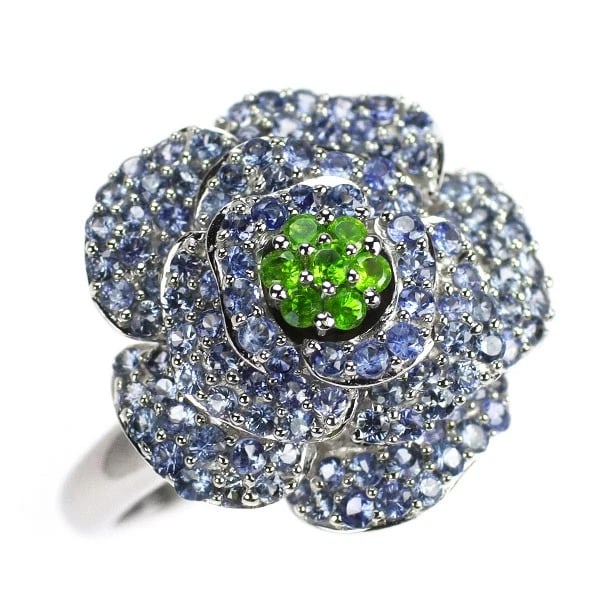 K18WG DEMANTOID GARNET SAPPHIRE RING: K18WG Demantoid Garnet Sapphire Ring Brand: None Type: ring Material: Metal K18WG Main Stone/Creation garnet Color: None Size: 8.25 - 8.5 US Accessories: None Accessories Notice: When