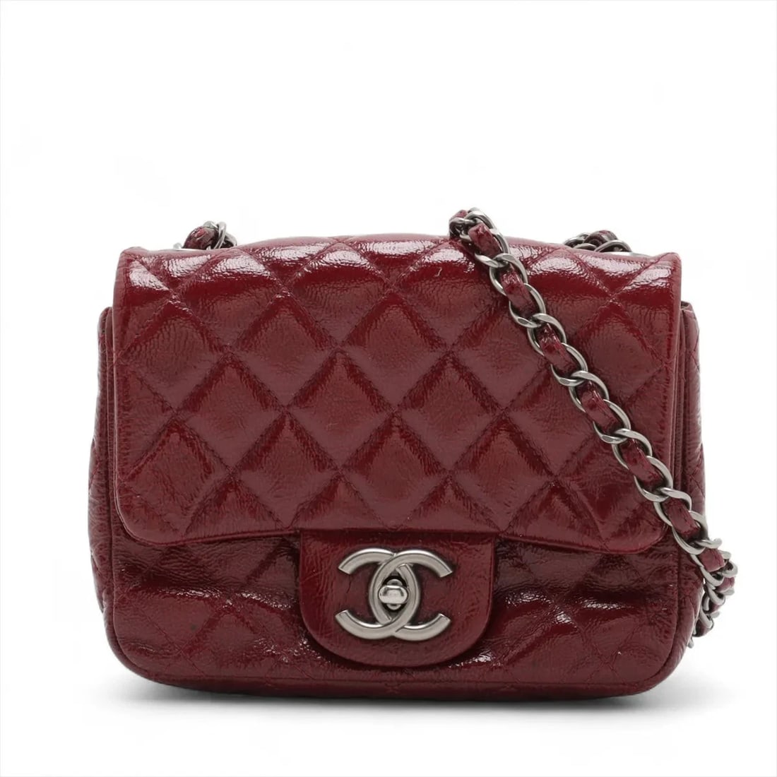 CHANEL MINIMATRASSE 17 PATENT LEATHER SINGLE FLAP SINGLE CHAIN BAG: Chanel Minimatrasse 17 Patent Leather Single Flap Single Chain Bag Brand: Chanel Type: Shoulder bag Material: Patent Leather Color: Red Size: Height:4.9inch Length:6.5inch Depth:2.6inch