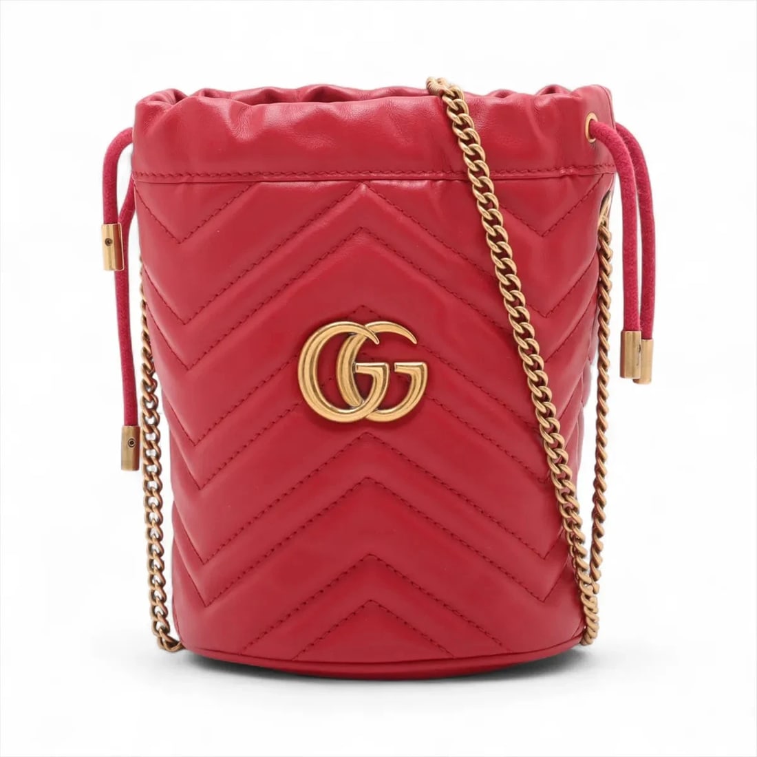 GUCCI GG SUPREME LEATHER CHAIN SHOULDER BAG: Gucci GG Supreme Leather Chain Shoulder Bag Brand: Gucci Type: Shoulder bag Material: Leather Color: Red Size: Height:6.9inch Length:5.3inch Depth:4.3inch Shoulder height:22.8inch Accessories: No