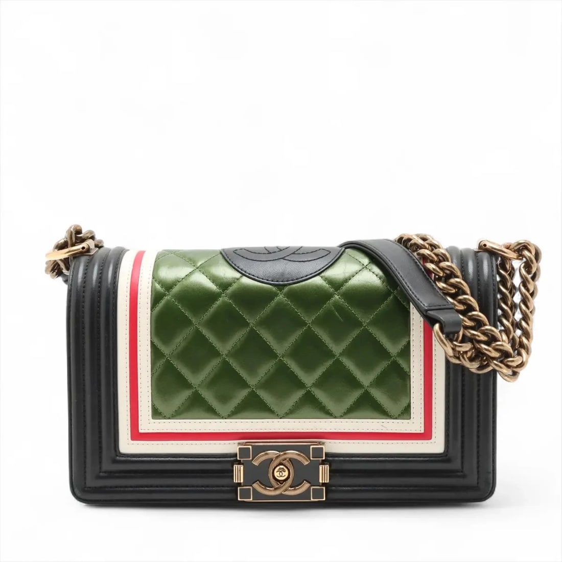 CHANEL BOY 25 LAMBSKIN CHAIN SHOULDER BAG: Chanel BOY 25 Lambskin Chain Shoulder Bag Brand: Chanel Type: Shoulder bag Material: Lambskin Color: Navy Blue Size: Height:5.5inch Length:9.8inch Depth:3.0inch Shoulder height:20.1inch 