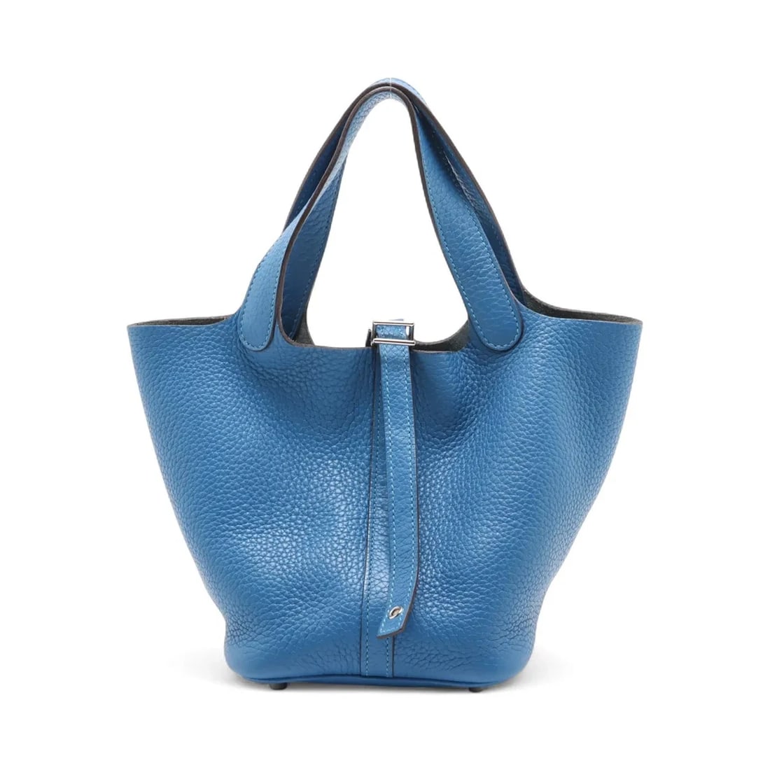 HERMÈS PICOTIN LOCK 18 PM TAURILLON CLEMENCE MYKONOS: Hermès Picotin Lock 18 PM Taurillon Clemence Mykonos Brand: Hermès Type: Hand bag Material: Taurillon Clemence Color: Mykonos Size: Height:7.3inch Length:7.3inch Depth:5.3inch Handle height:4.9i