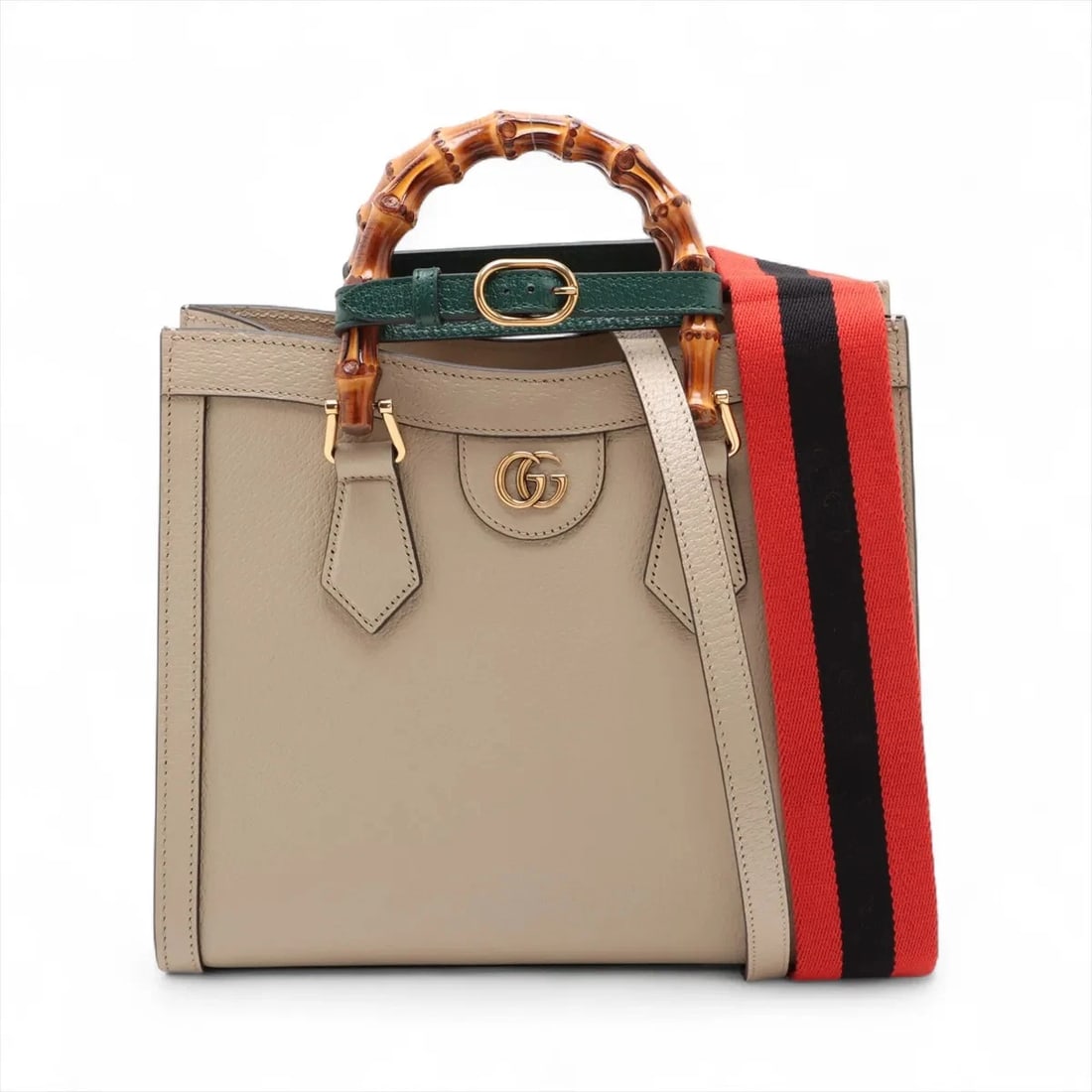 GUCCI BAMBOO DIANA LEATHER 2 WAY HANDBAG BEIGE: Gucci Bamboo Diana Leather 2 Way Handbag Beige Brand: Gucci Type: Hand bag Material: Leather Color: Beige Size: Height:9.1inch Length:10.6inch Depth:4.1inch Handle height:3.1inch Shoulder height:2