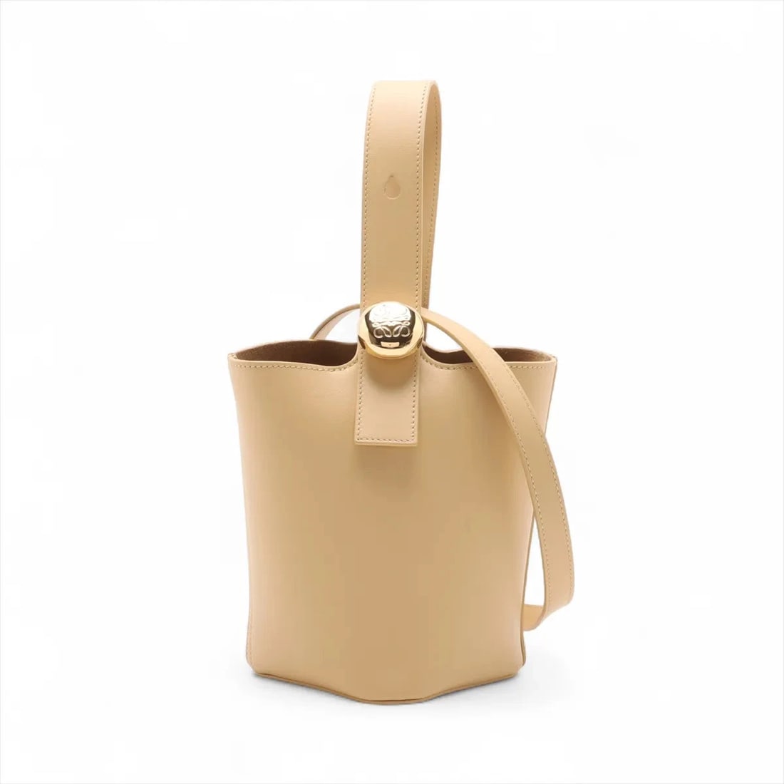 LOEWE PEBBLE BUCKETS LEATHER 2 WAY HANDBAG BEIGE (1 of 7)