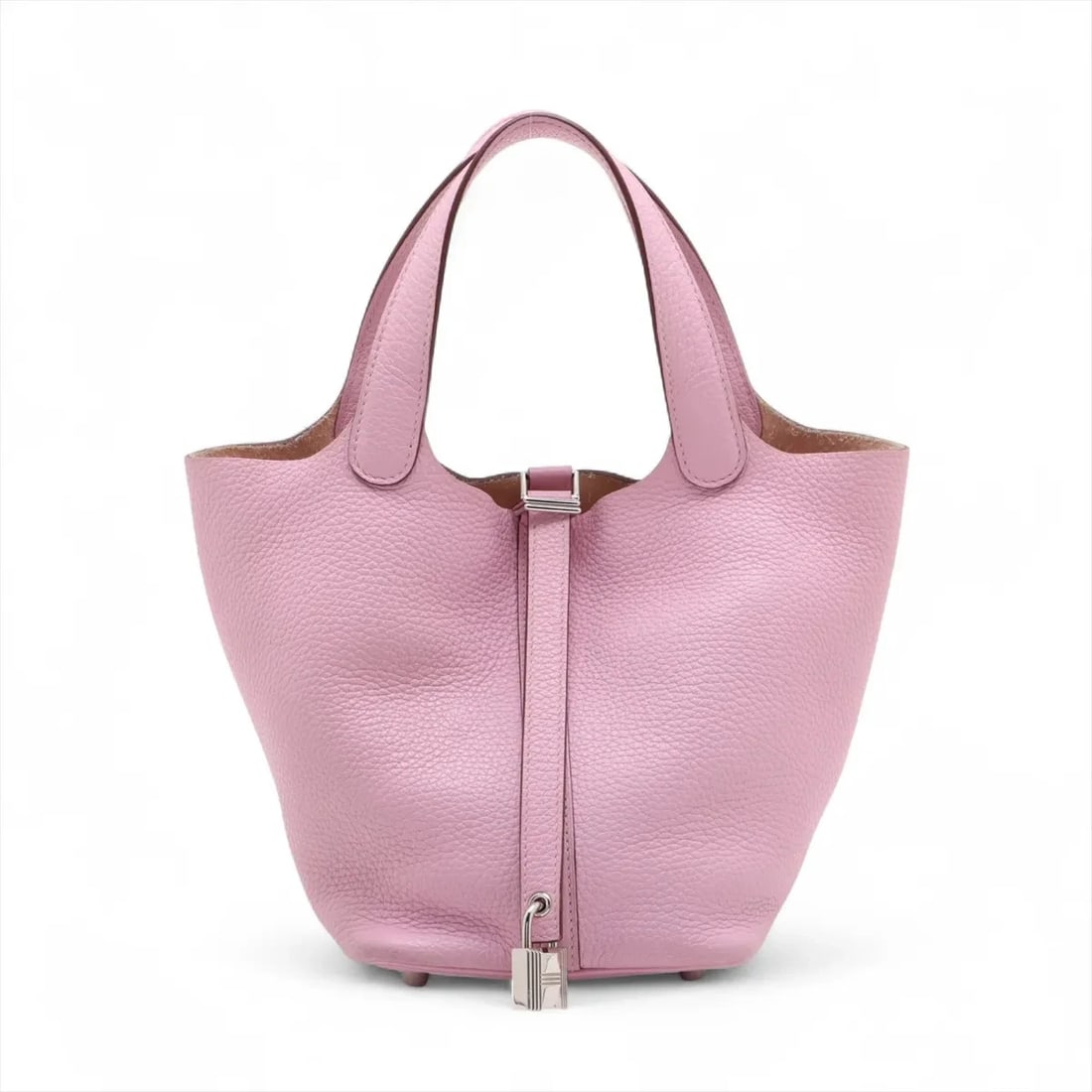 HERMÈS PICOTIN LOCK 18 PM TAURILLON CLEMENCE: Hermès Picotin Lock 18 PM Taurillon Clemence Brand: Hermès Type: Hand bag Material: Taurillon Clemence Color: Mauve sylvestre Size: Height:7.3inch Length:7.3inch Depth:5.3inch Handle