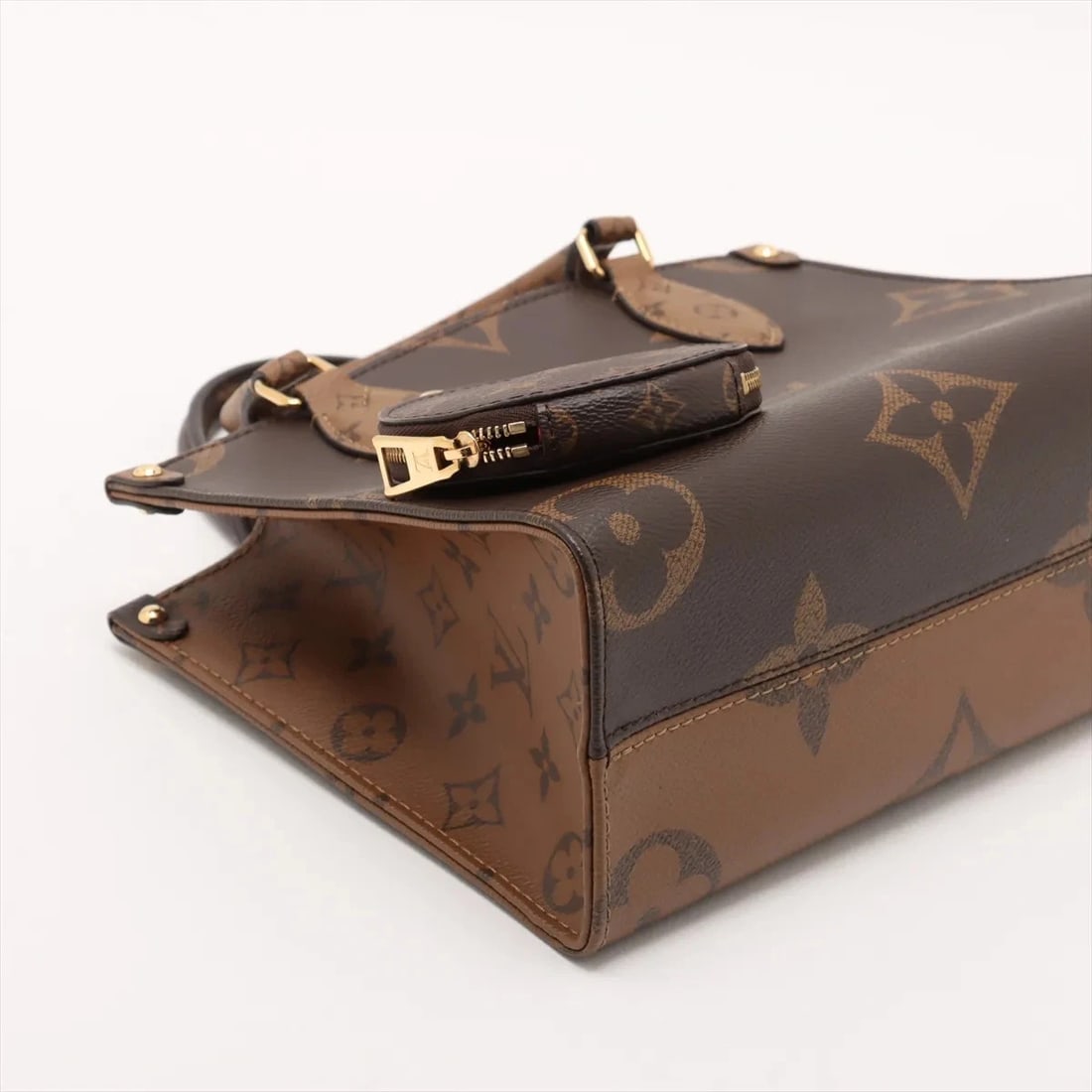 LOUIS VUITTON MONOGRAM GIANT REVERSE - 4
