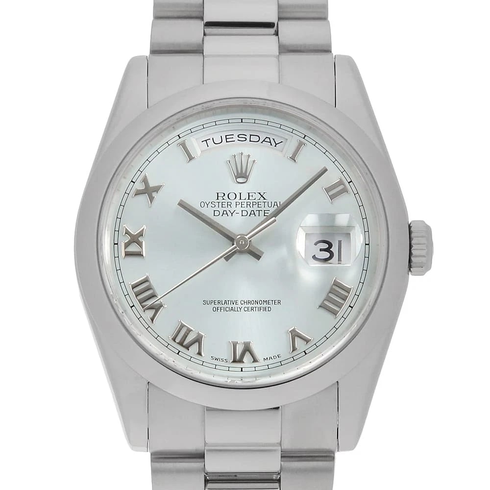 ROLEX DAY ICE BLUE ROME K WATCH: ROLEX Day Ice blue Rome K Watch Brand: ROLEX Type: Wrist watch Material: Band Material Platinum, Case Material Platinum Color: Dial Color Ice Blue Size: Band Size 18.4cm (7.2inch), Case Size