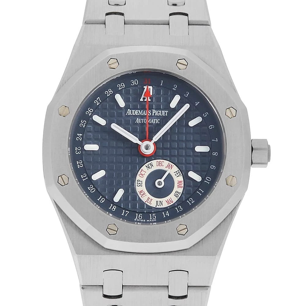 AUDEMARS PIGUET ROYAL OAK WATCH: AUDEMARS PIGUET Royal Oak Watch Brand: AUDEMARS PIGUET Type: Wrist watch Material: Band Material Stainless Steel, Case Material Stainless Steel Color: Dial Color Blue Size: Band Size 17.5cm