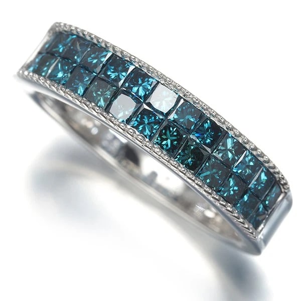 GSTV RING BLUEDIAMOND MILGRAIN 18K 750 WHITE GOLD: GSTV Ring BlueDiamond Milgrain 18K 750 White Gold Brand: GSTV Type: Ring Material: 18K / 750 / White Gold Main Stone/Creation Natural Color: None Size: US 6.75-7 Accessories: None Accessories