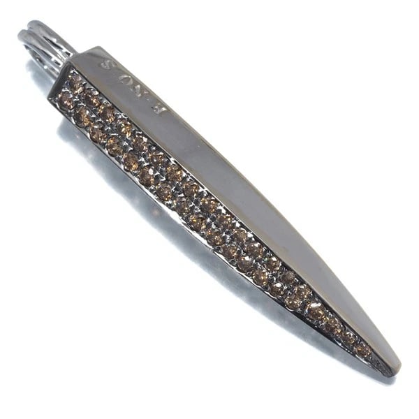 E-NO'S PENDANT BROWN DIAMOND 18K 750 WHITE GOLD: E-NO'S Pendant Brown Diamond 18K 750 White Gold Brand: E-NO'S Type: Pendant Material: 18K / 750 / White Gold Black Coating Main Stone/Creation Natural Color: None Size: Design size: 39.5 x