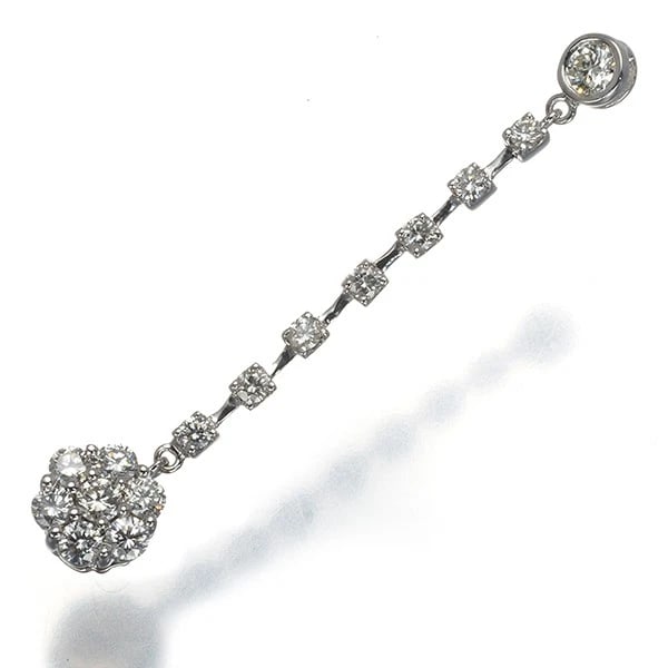 QUEEN PENDANT DIAMOND FLOWER: QUEEN Pendant Diamond Flower Brand: QUEEN Type: Pendant Material: 18K / 750 / White Gold Main Stone/Creation Natural Color: None Size: Design size: 14.2 x 7.8mm Bail inner diameter: 3.2 x