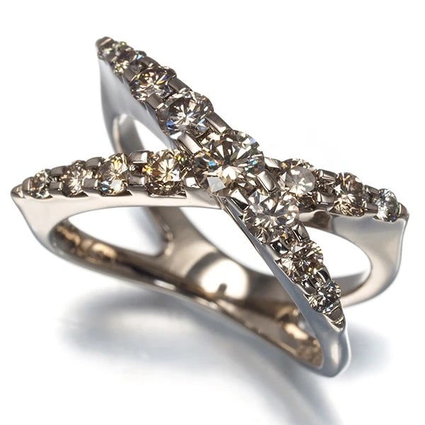 KASHIKEY RING DIAMOND NAKED 18K 750 BROWN GOLD: KASHIKEY Ring Diamond Naked 18K 750 Brown Gold Brand: KASHIKEY Type: Ring Material: 18K / 750 / Brown Gold Main Stone/Creation Natural Color: None Size: US 5.75-6 Accessories: None Accesso