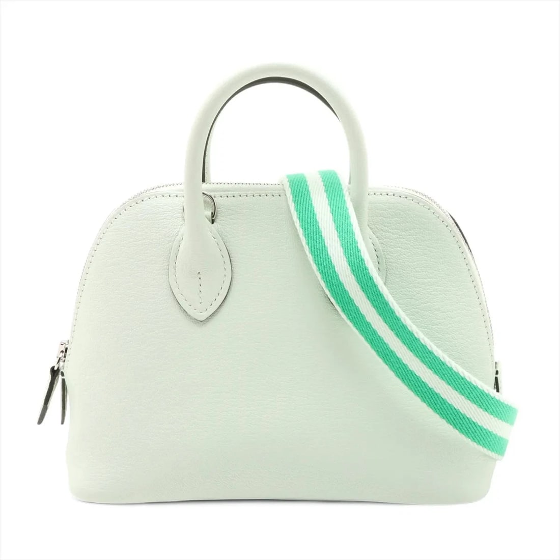 HERMES BOLIDE MINI 18 CHEVRE MYSORE VEIL FIZZ SILVER: Hermes Bolide Mini 18 Chevre Mysore Veil fizz Silver Brand: Hermes Type: Hand bag Material: Chevre Mysore Color: Veil fizz Size: Height:5.1inch Length:6.9inch Depth:3.0inch Handle height:2.0inch