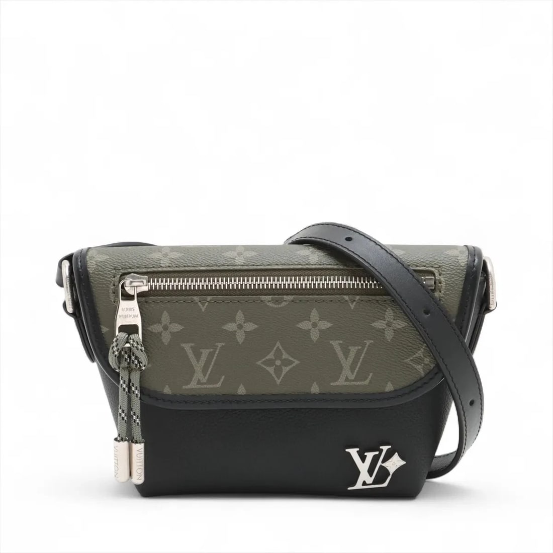 LOUIS VUITTON MONOGRAM X LEATHER PULSING WEARABLE WALLET: Louis Vuitton monogram x leather pulsing wearable Wallet Brand: Louis Vuitton Type: Shoulder bag Material: monogram x leather Color: Black Size: Height:5.5inch Length:6.1inch Depth:1.8inch Shoulde