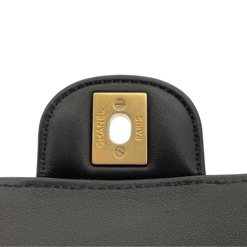 CHANEL CHAINSHOULDER BAG - 8