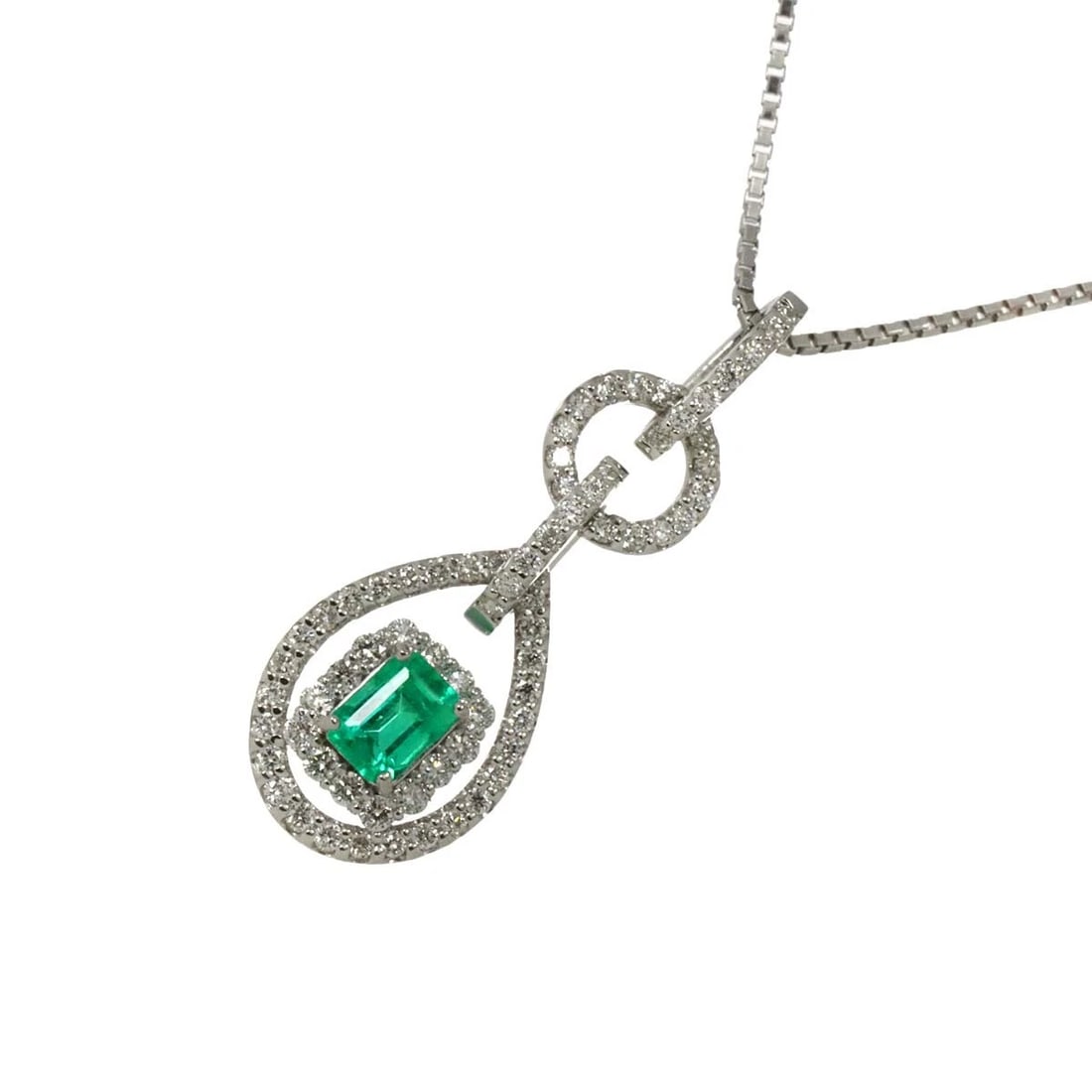 EMERALD DIAMOND NECKLACE 18K: Emerald Diamond Necklace 18K Brand: Unbranded Type: Necklace Material: 18K White Gold Main Stone/Creation Emerald Color: White Gold Size: internal circumference of the chain:19.7inch(Adjustable) T