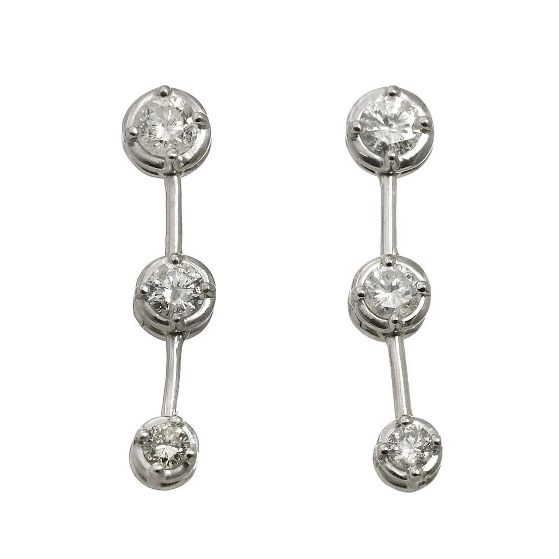 DIAMOND EARRINGS PIERCED 18K K18 WG 750: Diamond Earrings Pierced 18K K18 WG 750 Brand: Unbranded Type: Earrings Material: 18K White Gold Main Stone/Creation Natural Color: White Gold Size: W 26.3 X H 5.8mm Accessories: None