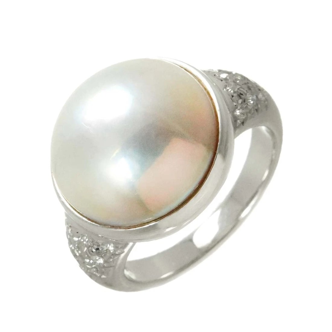 TASAKI MABE PEARL DIAMOND RING 18K WG: TASAKI Mabe Pearl Diamond Ring 18K WG Brand: TASAKI Type: Ring Material: 18K White Gold Main Stone/Creation Mabe Pearl Color: White Gold Size: 6.25-6.5(US) Accessories: None Accessories No