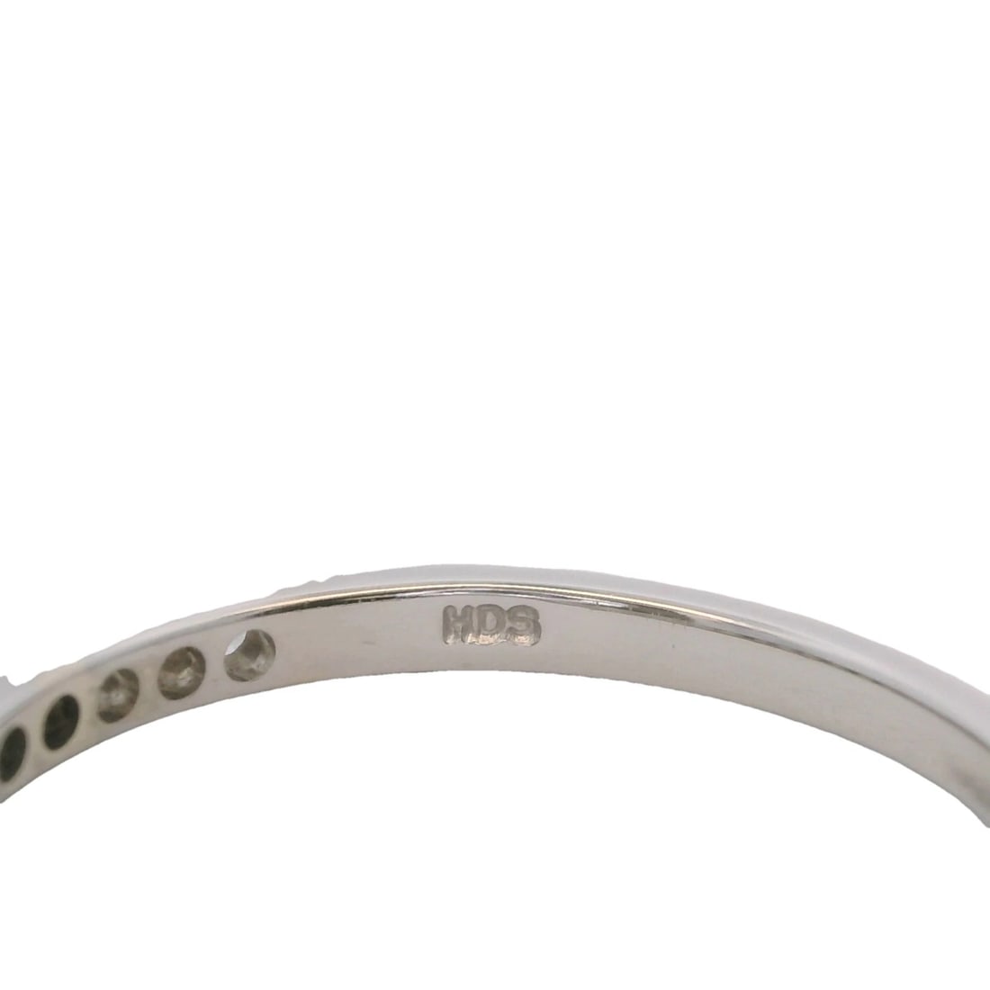 SOLID 14KT WHITE GOLD AND DIAMOND STACKABLE WEDDING BAND RING - 6