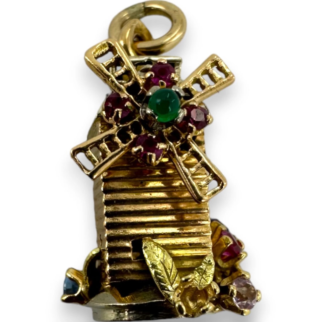 VINTAGE 14KT YELLOW GOLD MOVING DETAILED WINDMILL CHARM GEMSTONE PENDANT: Vintage 14kt Yellow Gold Moving Detailed Windmill Charm Gemstone Pendant Brand: Unbranded Type: Charm Material: Yellow Gold 14k Color: Yellow Size: Length x Width - 0.74" x 0.43" Accessories: