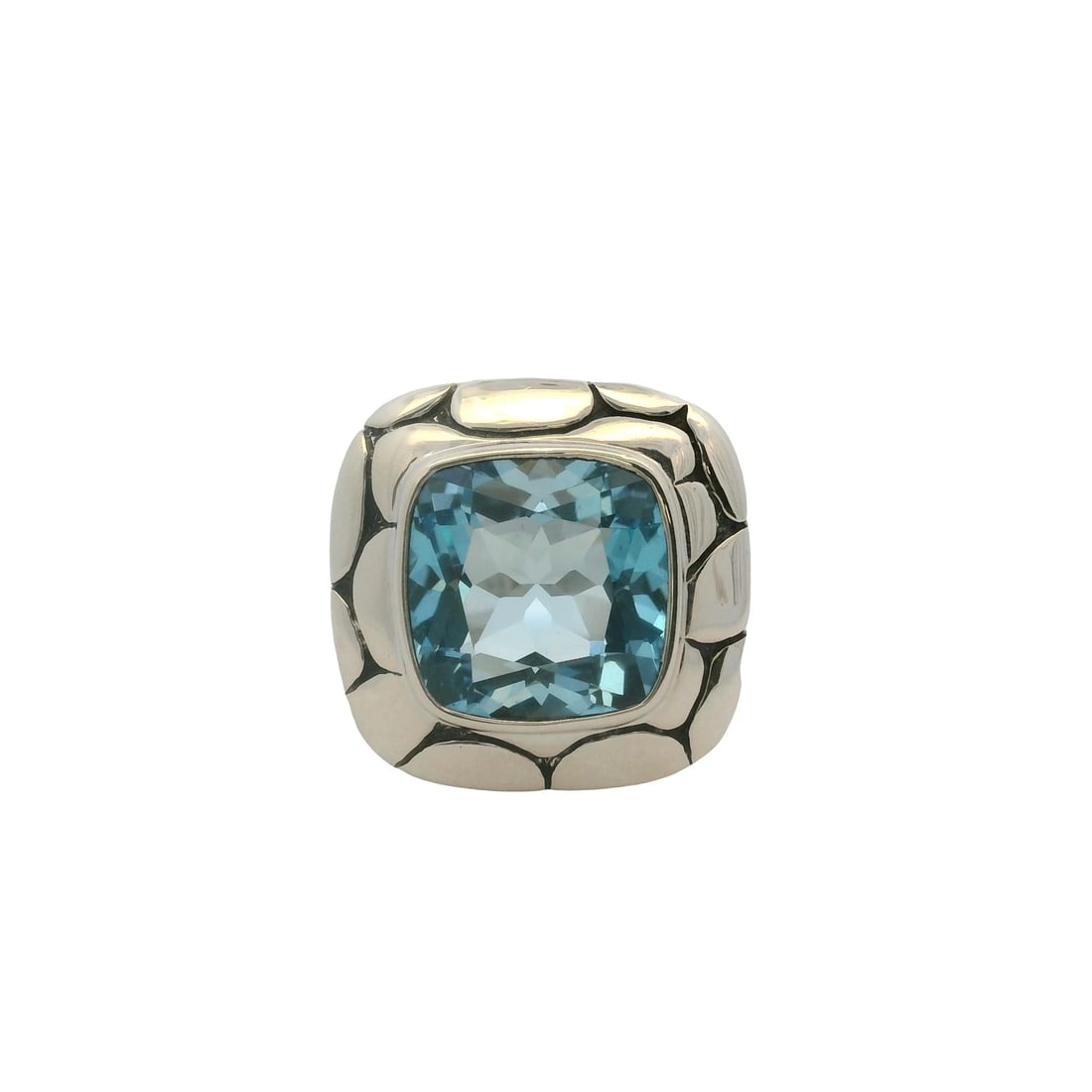 JOHN HARDY BLUE TOPAZ BATU KALI PEBBLE SQUARE RING: John Hardy Blue Topaz Batu Kali Pebble Square Ring Brand: John Hardy Type: Ring Material: 925 Sterling Silver Color: Silver Size: 9.5 US Accessories: None Accessories Notice: When purchasi