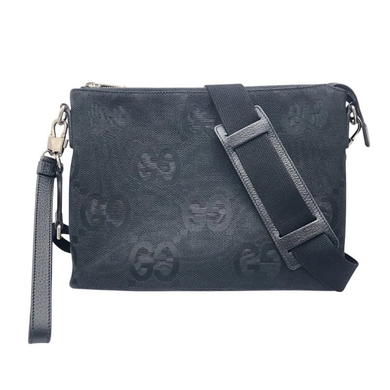 GUCCI JUMBO GG MEDIUM MESSENGER BAG: GUCCI Jumbo GG Medium Messenger Bag Brand: GUCCI Type: Messenger bag Material: Jumbo GG canvas Color: black Size: W11.8 x H9.1x D2.0inch Shoulder:21.3inch Accessories: None Accessories