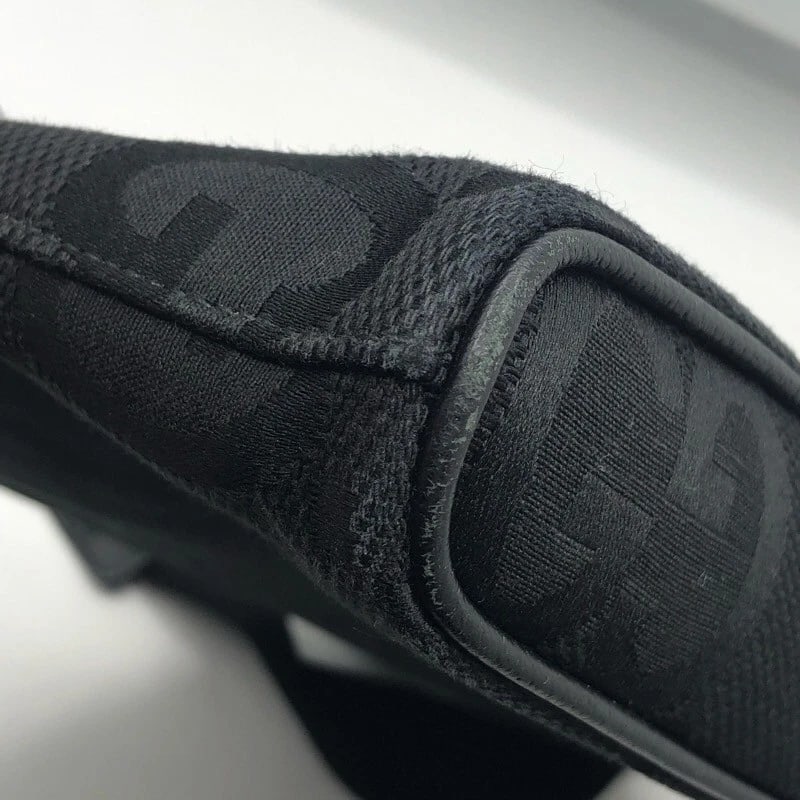 GUCCI JUMBO GG MEDIUM MESSENGER BAG - 8