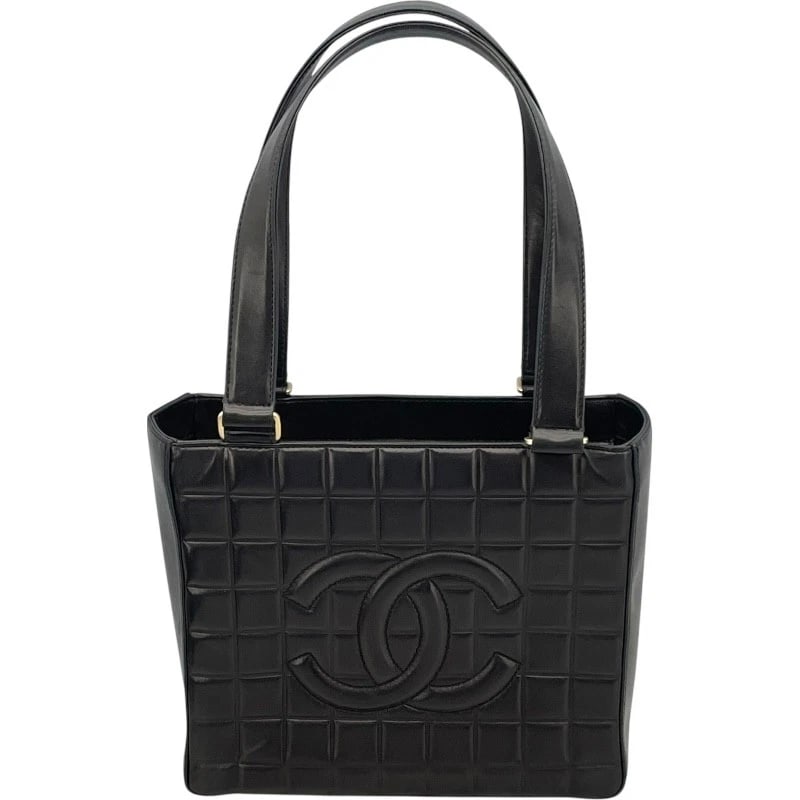 CHANEL CHOCO BAR TOTE BAG: CHANEL Choco Bar Tote Bag Brand: CHANEL Type: Tote Bag Material: lambskin Color: Black GD Hardware Size: W9.8 x H8.5x D3.3inch Accessories: None Accessories Notice: When purchasing pre-owned