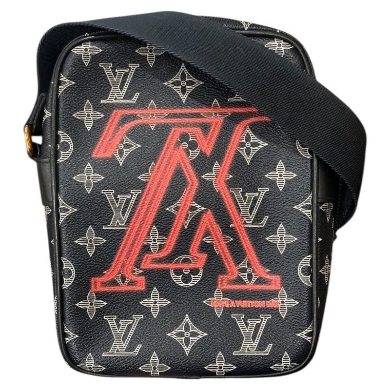 LOUIS VUITTON DANUBE PM SHOULDER BAG (1 of 8)