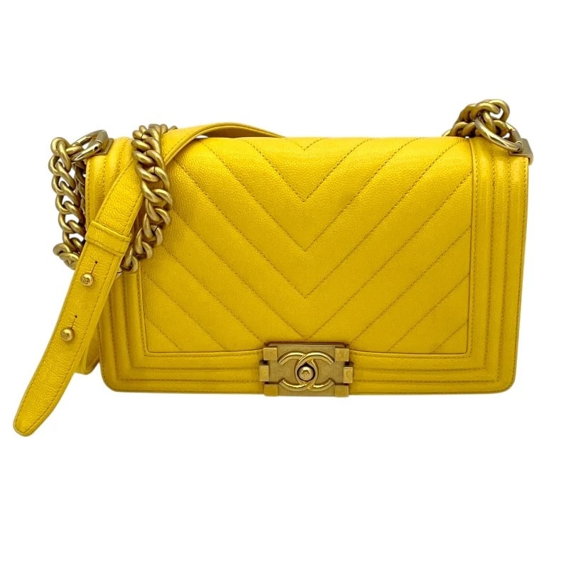 CHANEL BOY CHANEL 25 V STITCH SHOULDER BAG: CHANEL Boy Chanel 25 V stitch Shoulder Bag Brand: CHANEL Type: Shoulder Bag Material: caviar Color: Yellow GDHardware Size: W9.8 x H5.9x D2.8inch Shoulder:23.6inch Accessories: None