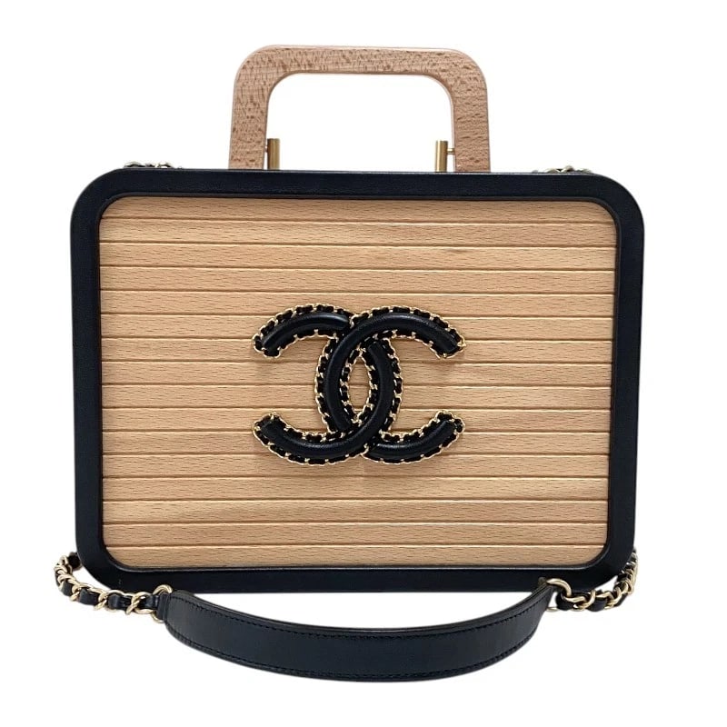 CHANEL BEECHWOOD LARGE VANITY BAG SHOULDER BAG: CHANEL Beechwood Large Vanity Bag Shoulder Bag Brand: CHANEL Type: Shoulder Bag Material: Wood/Lam Color: Beige Gold Hardware Size: W9.4 x H7.1x D3.5inch Shoulder:48.4inch Accessories: None