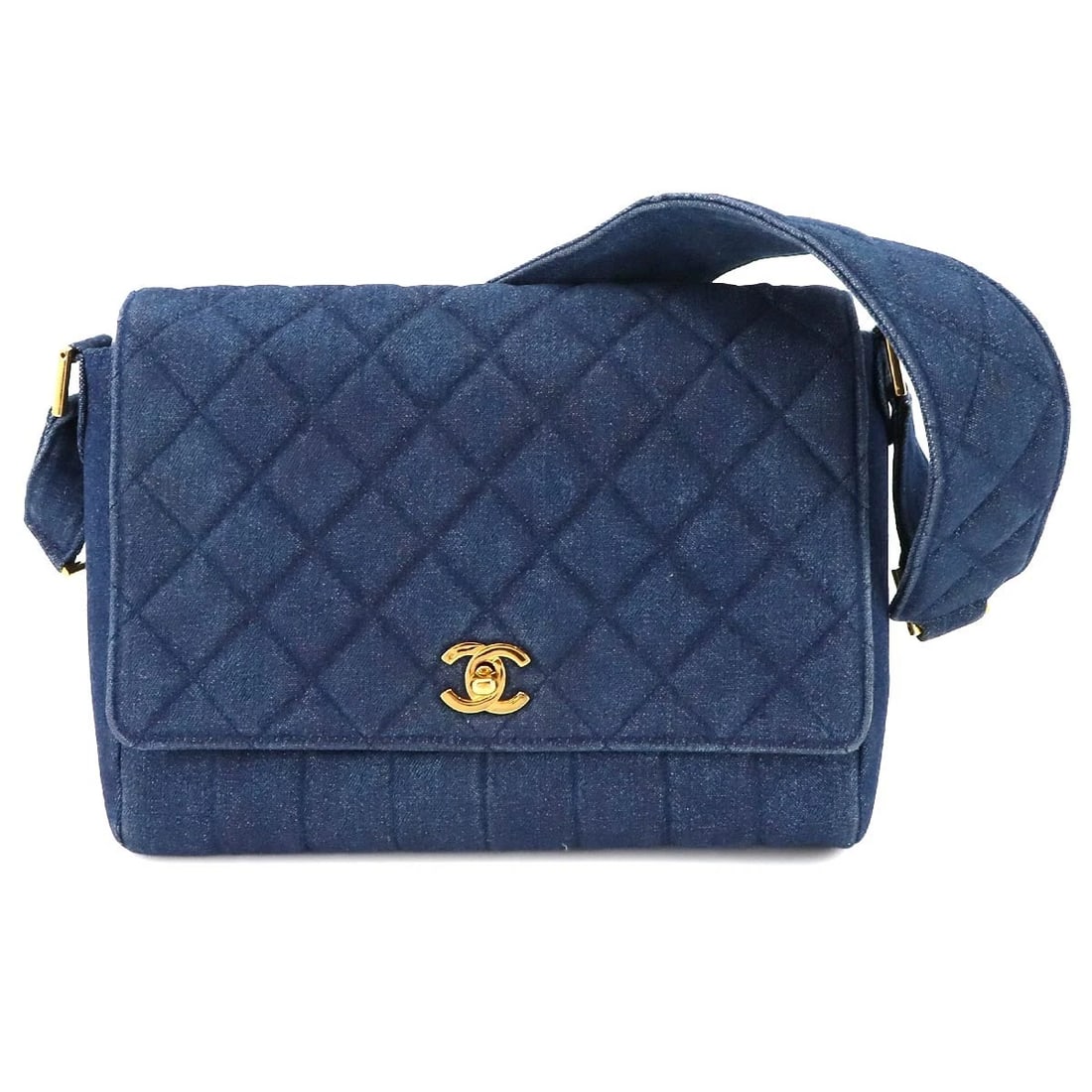CHANEL MATELASSE SHOULDER BAG DENIM BLUE: CHANEL MATELASSE SHOULDER BAG DENIM BLUE Brand: CHANEL Type: Shoulder Bag Material: Denim Color: Blue Size: W 9.84 inch, H 7.48 inch, D 2.76 inch Shoulder 28.7inch (73cm) Accessories: None