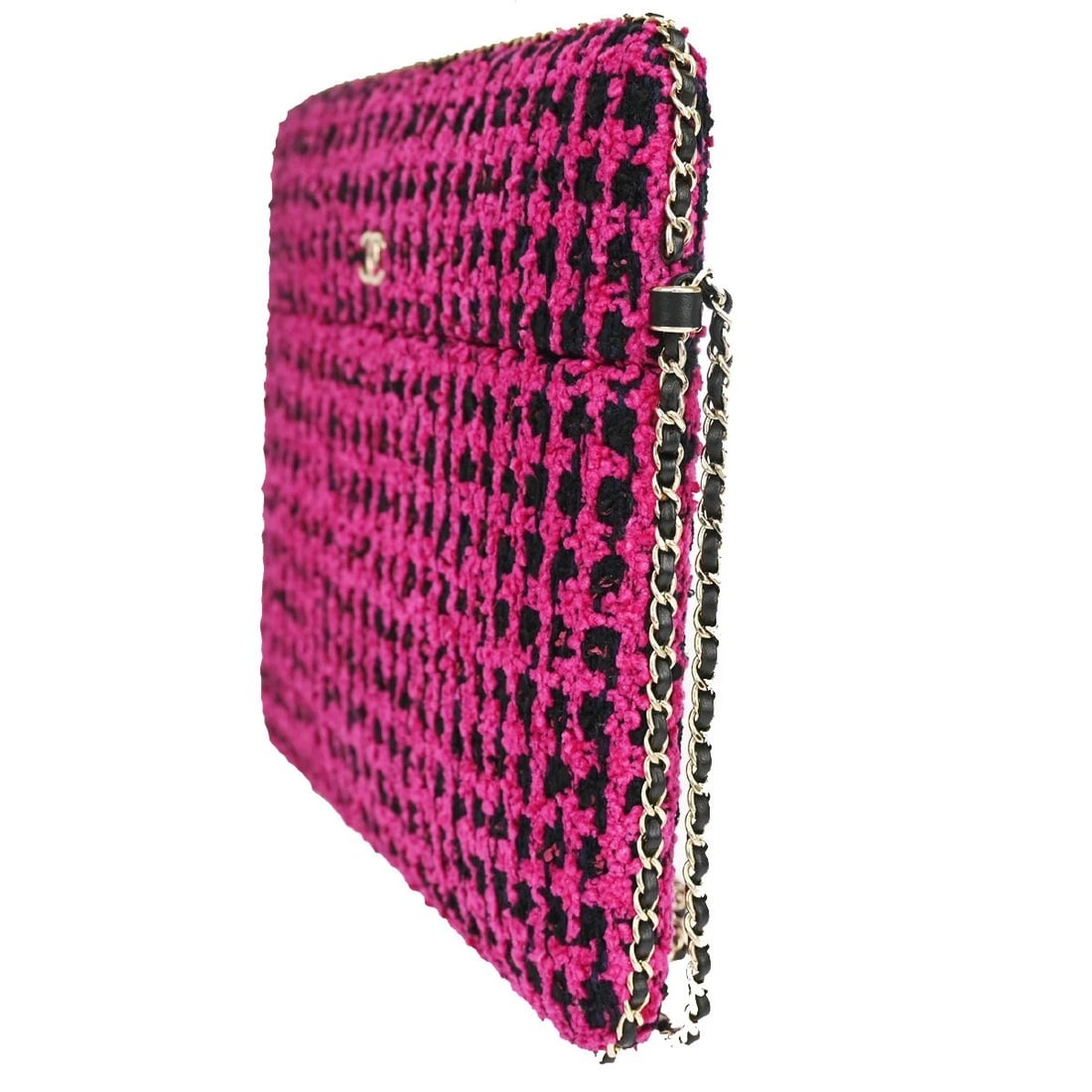 CHANEL CC LOGO IPAD CASE CHAIN SHOULDER BAG TWEED LEATHER: CHANEL CC LOGO IPAD CASE CHAIN SHOULDER BAG TWEED LEATHER Brand: CHANEL Type: Shoulder Bag Material: Tweed Leather Color: Magenta Size: W 11 x H 9.1 x D 1.2 " (approx.) SHOULDER DROP ( inch /cm )