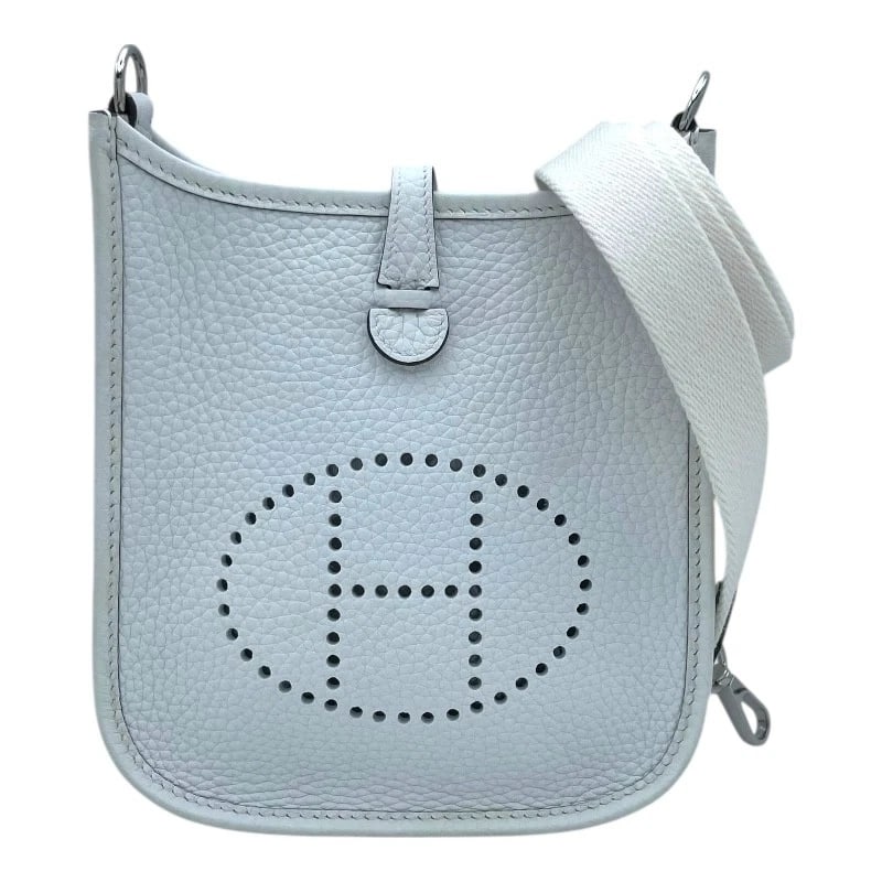HERMES EVELYN TPM SHOULDER BAG: HERMES Evelyn TPM Shoulder Bag Brand: HERMES Type: Shoulder Bag Material: Taurillon Clemence Color: New White SilverHardware Size: W6.7 x H7.5x D1.8inch Shoulder:40.2inch Accessories: None