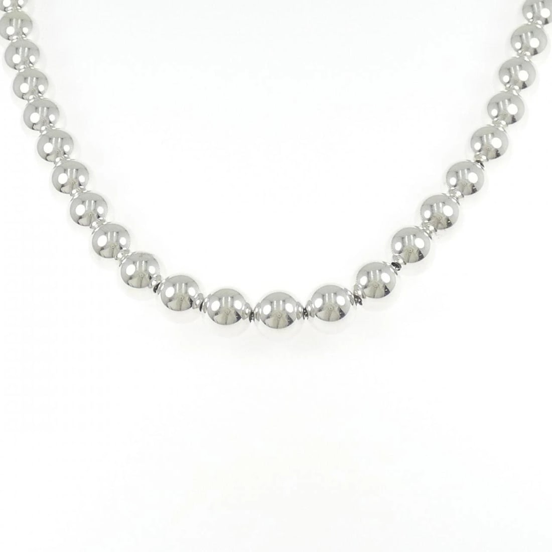 TIFFANY BALL NECKLACE: Tiffany Ball Necklace Brand: Tiffany Type: Necklace Material: 925 Silver Color: Silver Size: 46cm Accessories: None Accessories Notice: When purchasing pre-owned goods, please refer to the