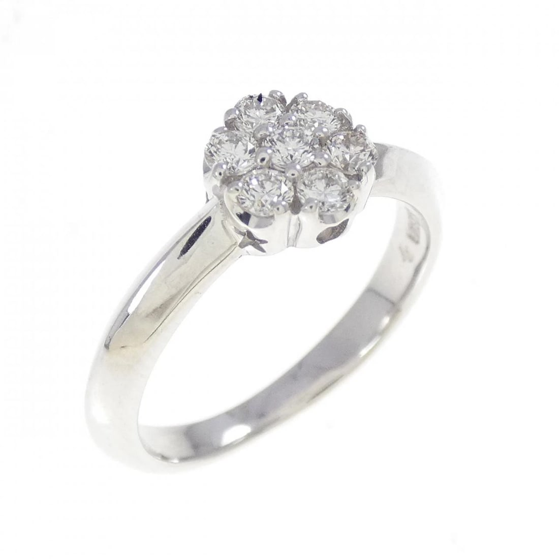 PONTE VECCHIO DIAMOND RING: Ponte Vecchio Diamond Ring Brand: Ponte Vecchio Type: Ring Material: K18 White Gold Main Stone/Creation Natural Color: White Gold Size: 5 (US size) Accessories: None Accessories Notice: Wh