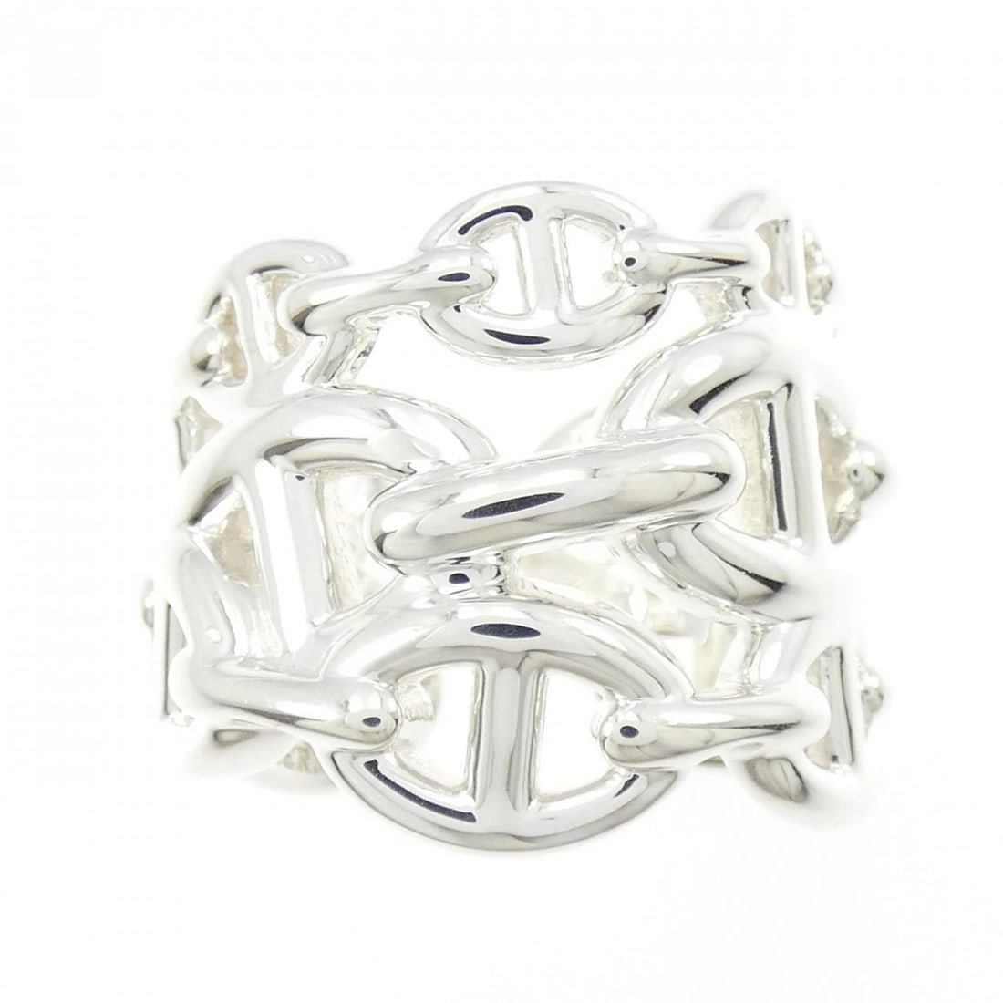 HERMES CHAINE D'ANCRE ENCHENE RING: HERMES Chaine d'Ancre Enchene Ring Brand: HERMES Type: Ring Material: 925 Silver Color: Silver Size: 7.5-8 (US size) Accessories: None Accessories Notice: When purchasing pre-owned goods,