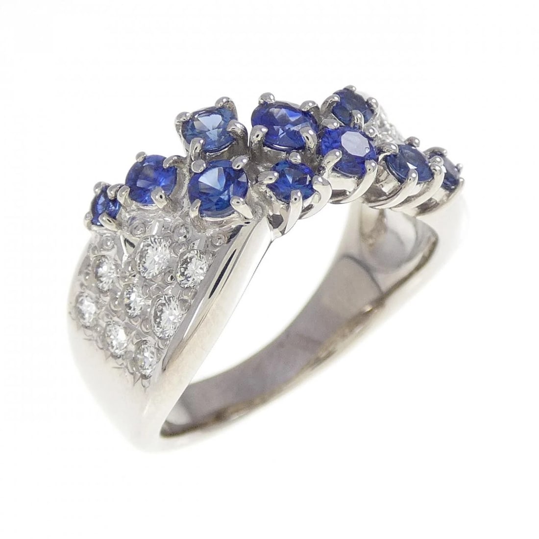 TASAKI SAPPHIRE RING: TASAKI Sapphire Ring Brand: TASAKI Type: Ring Material: K18 White Gold Main Stone/Creation Sapphire Color: White Gold Size: 6.5-7 (US size) Accessories: None Accessories Notice: When