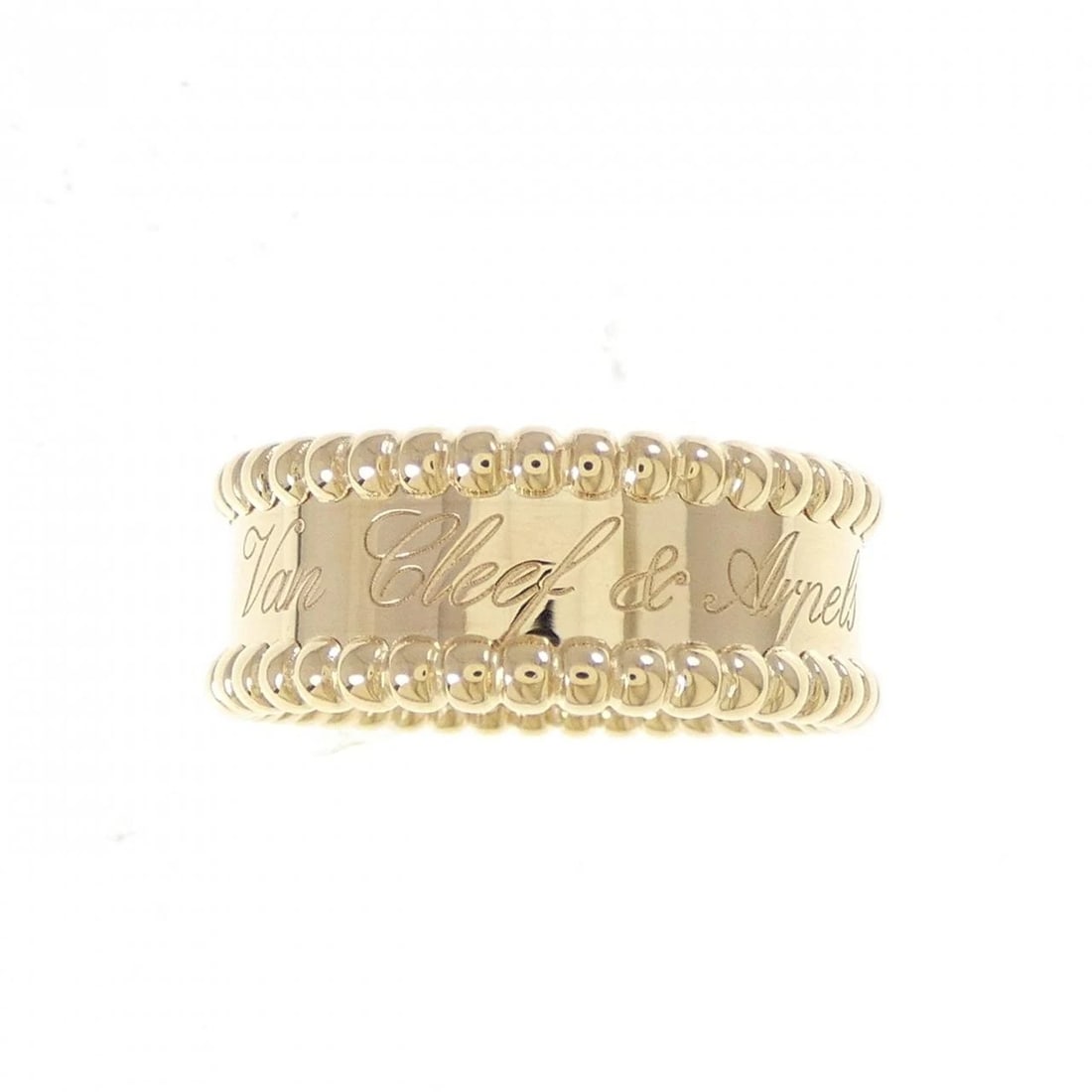 VAN CLEEF & ARPELS PERRELET SENIOR TULLE RING: Van Cleef & Arpels PERRELET Senior Tulle Ring Brand: Van Cleef & Arpels Type: Ring Material: 750 Yellow Gold Color: Yellow Gold Size: 6-6.5 (US size) Accessories: None Accessories Notice: